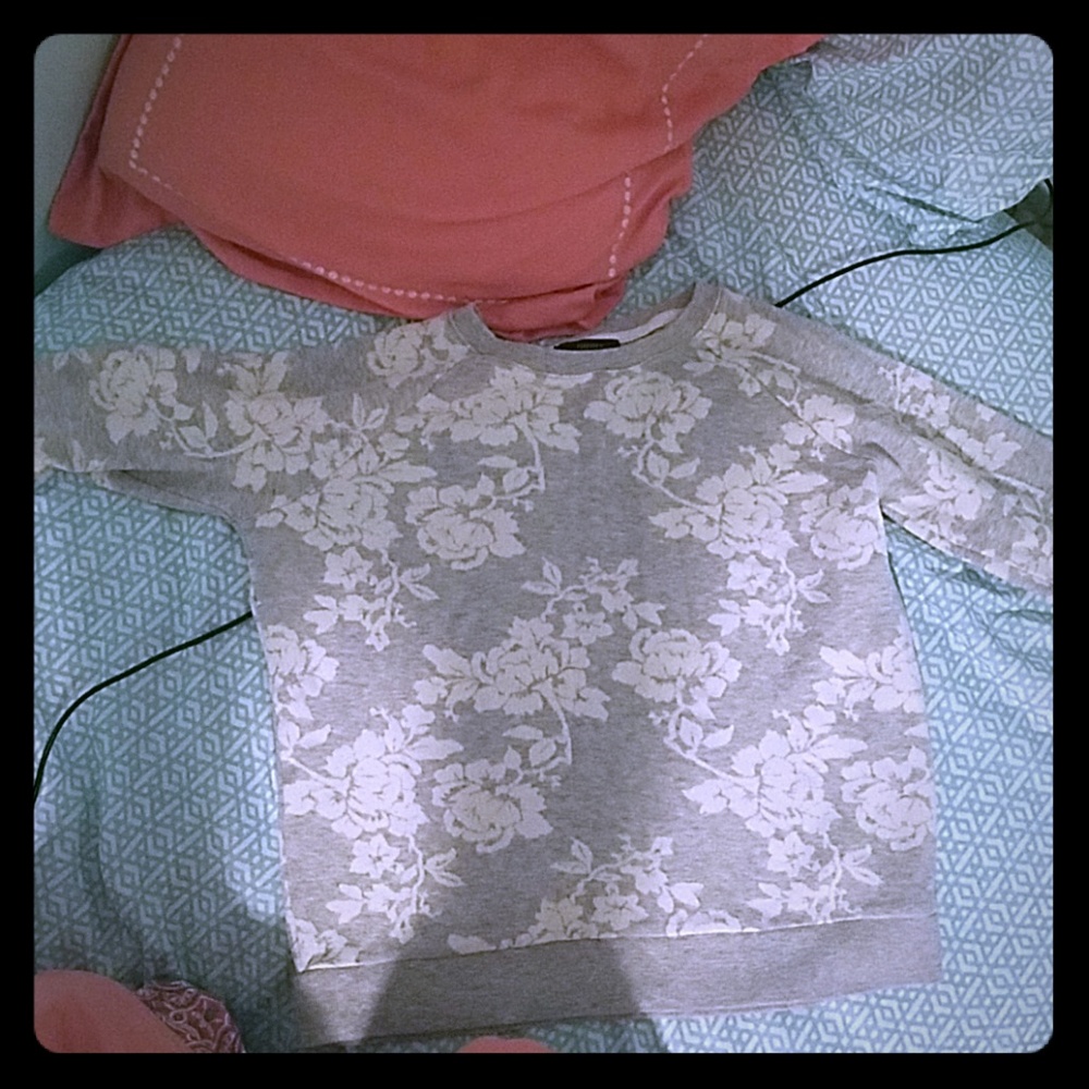 Forever 21 long sleeve sweater